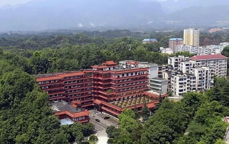 Fu yuan guo bin Hotel - Image 1