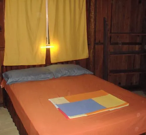 Round House Hostal - Image 1