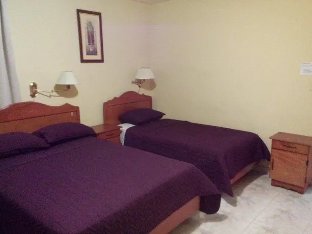 Hotel Madrid - Image 1