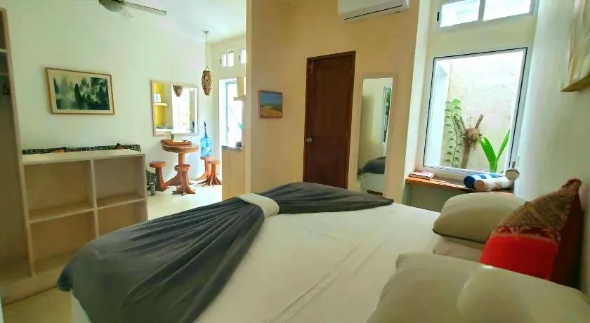 Layla Guesthouse - Image 1