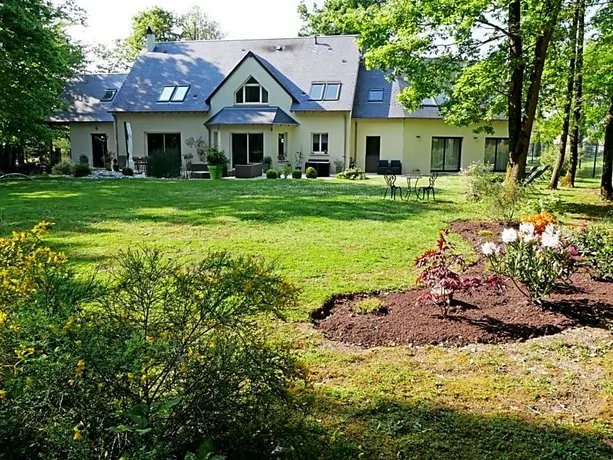 Logis Saponine Chambres D'hotes - Image 1