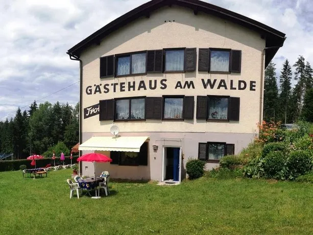 Gästehaus am Walde - Familie Troller - Image 1