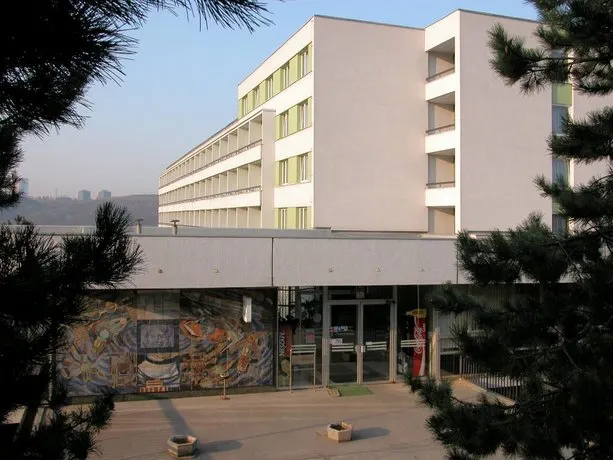 Garni Hotel Vinarská - Image 1