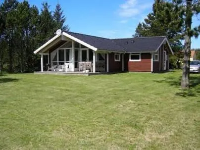 Holiday House Hvide Klit 1012 - Image 1