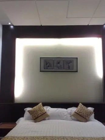 Romantic Nights Hotel Apartments - Image 1