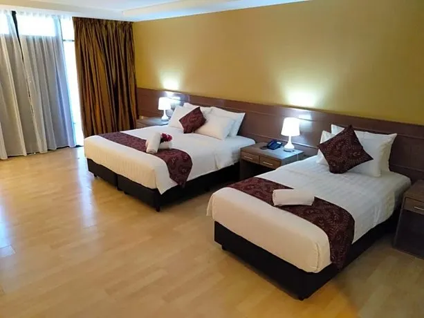 Hotel Primula Pointray Besut - Image 1