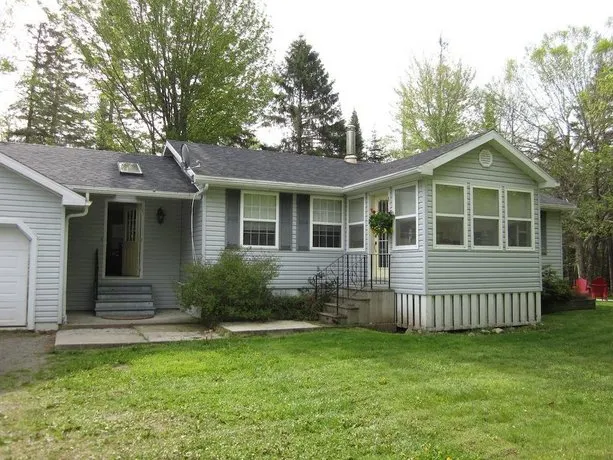 Atlantic Comfort Country Guest House - Image 1