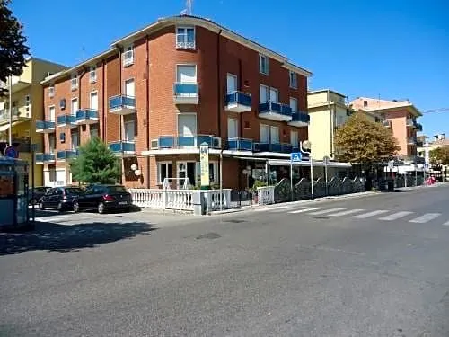 Hotel L And V - Image 1