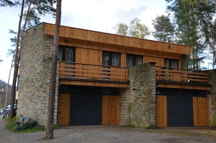 Restaurace V Jachtklubu - Image 1