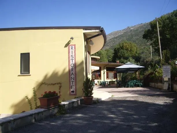 Complesso Turistico La Quercia - Image 1