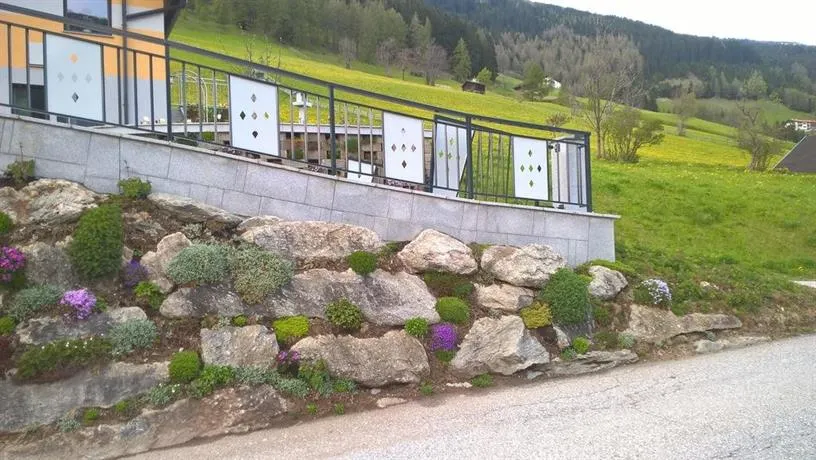 Gaestehaus Alberta in Navis am Brenner - Image 1