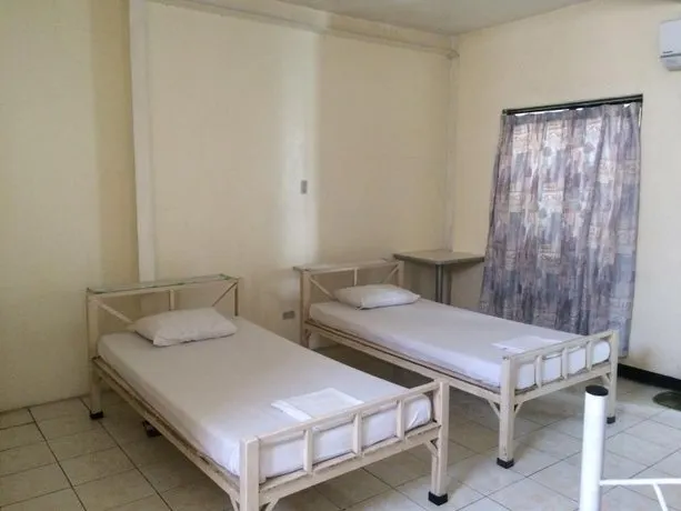 Islas 8817 Guesthouse - Image 1