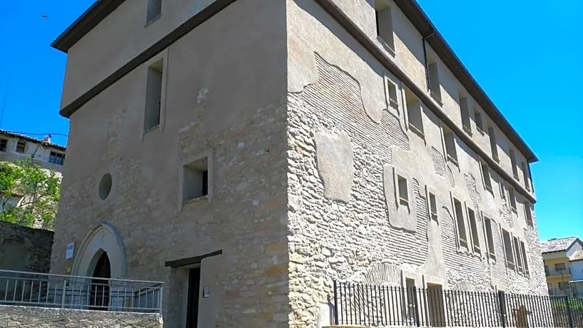 Albergue De Benabarre - Image 1