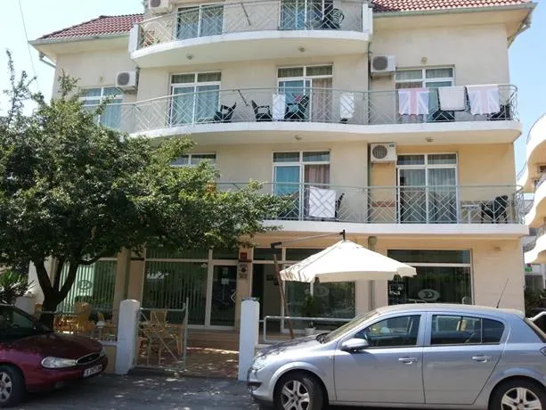 Hotel Diva - Image 1