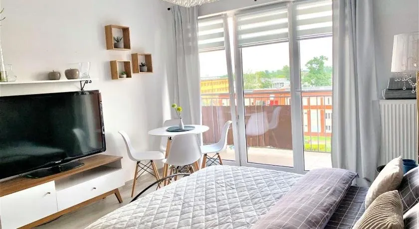 2-Room Apartment - Image 1