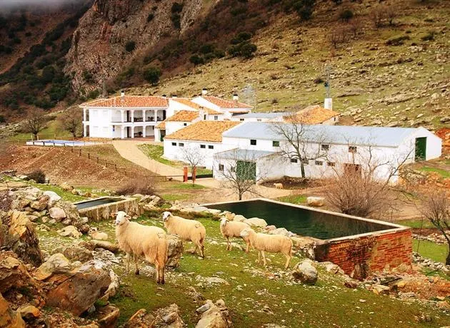Apartamentos Turísticos Rurales Monte de las Ánimas - Image 1