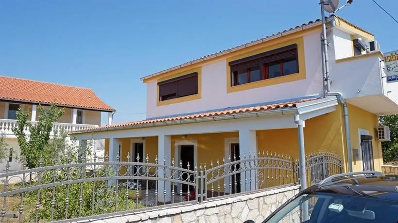 Apartments Roberta - Image 1