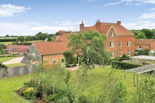 Brook Farm Ledbury - Image 1