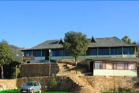 V Resorts Vatika Shoghi - Image 1
