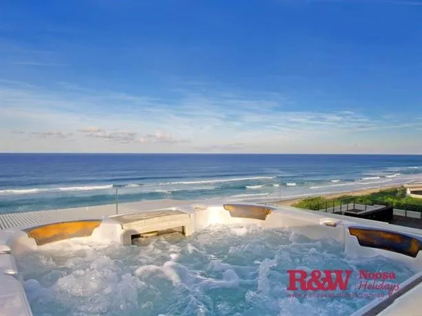 The Beach Shack: Getaway on Sunshine Beach - Image 1