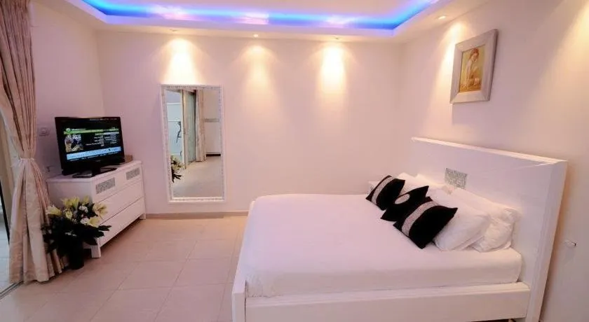 Coral Beach Pearl Guest House - Image 1