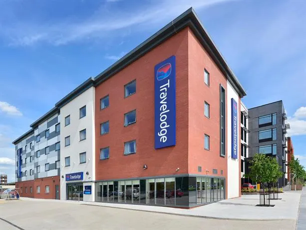 TRAVELODGE WEST BROMWICH - Image 1