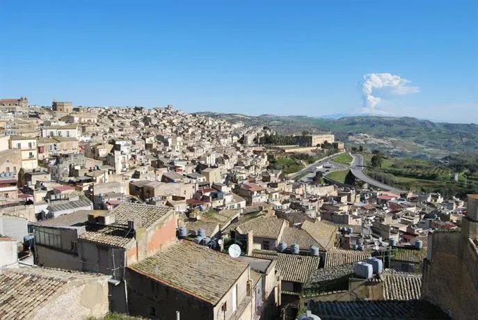 La Perla Calatina - Image 1