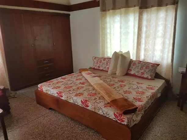 Jackson Guesthouse Anomabo - Image 1