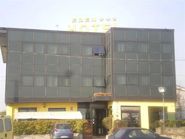 Hotel Eden - Image 1