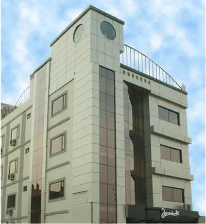 Hotel Jasmine - Image 1