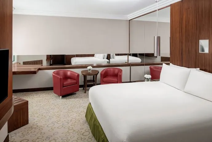 Crowne Plaza Riyadh Minhal - Image 1