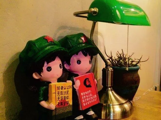 Chengdu 7 Hours Hostel - Image 1