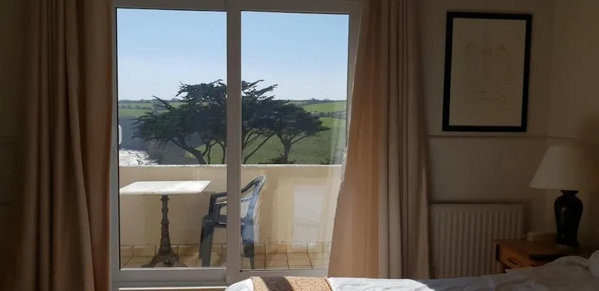 Hotel California Newquay - Image 1