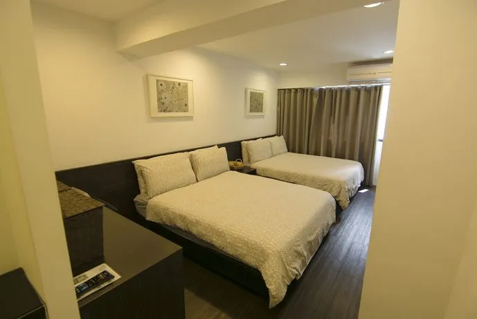Zhongxiao Dunhua Homestay - Image 1