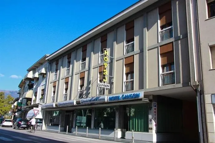 Hotel Sanson - Image 1