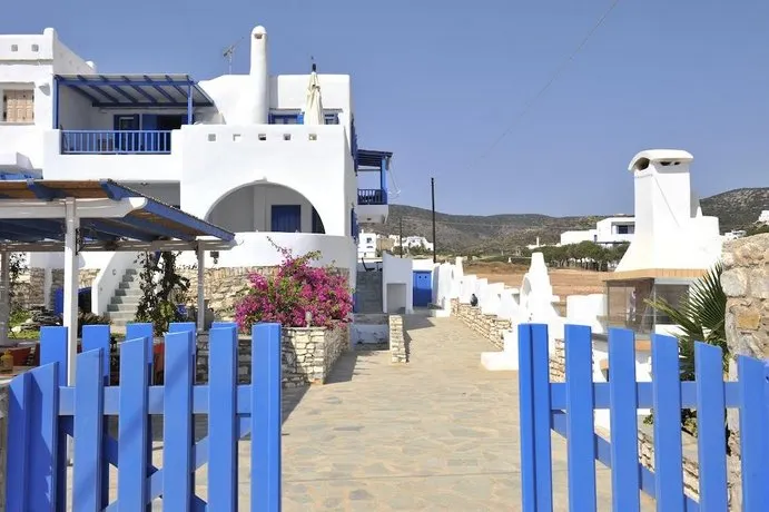 Studios Antiparos Beach - Image 1