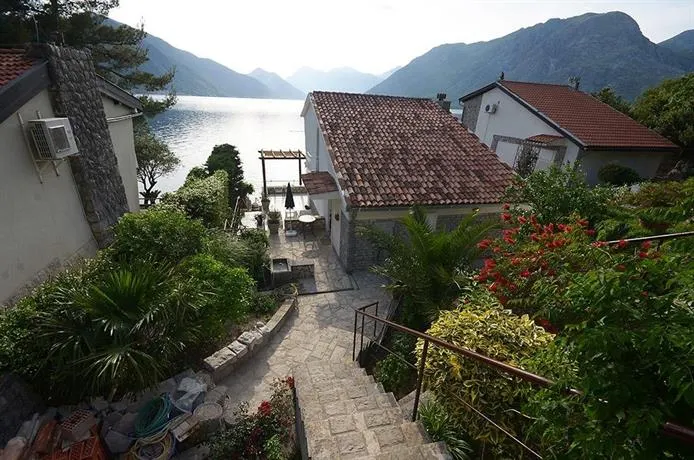 Sealine Kotor House - Image 1