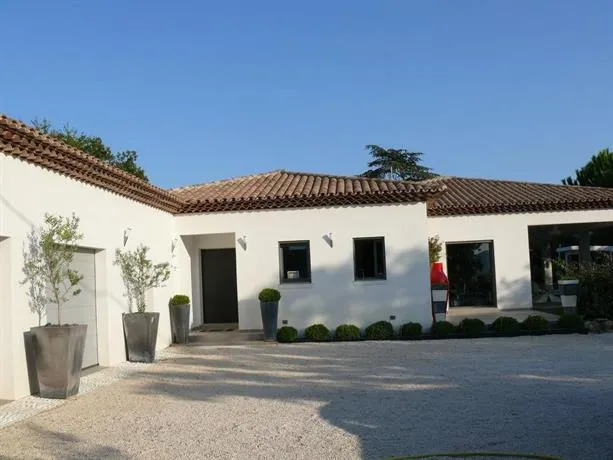 Villa St Joseph - Image 1