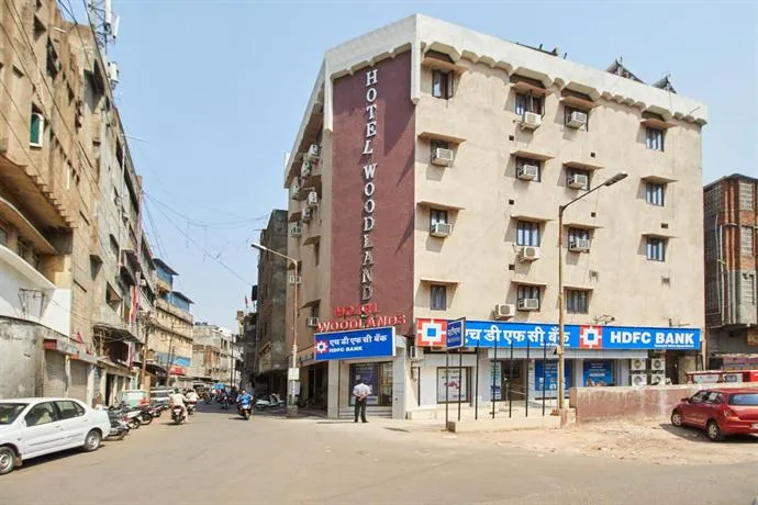 Hotel Woodlands - Image 1