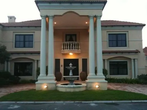 Roman Retreat - Image 1