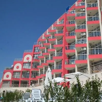 Rose Garden Hotel - Image 1