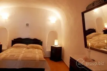 Oia Cave Houses - Image 1