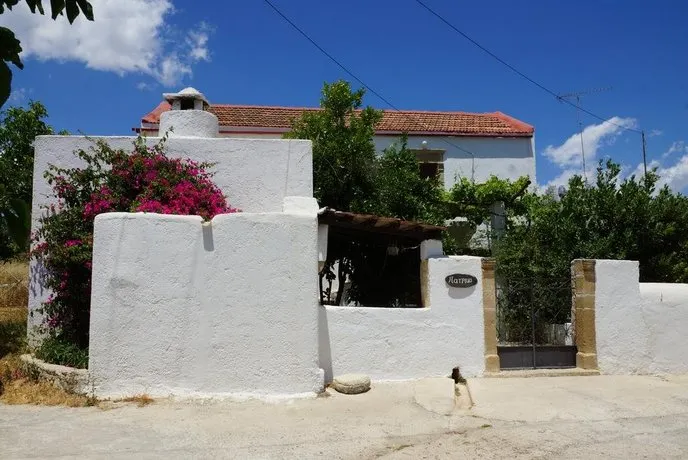 Patriko Country House - Image 1