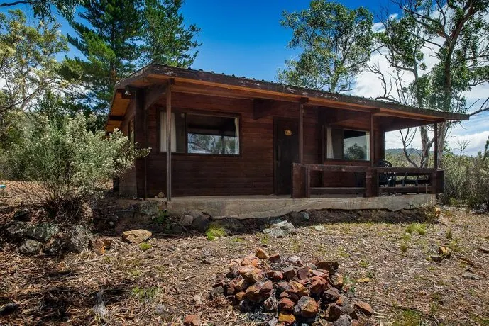 Snowy River Cabins - Image 1