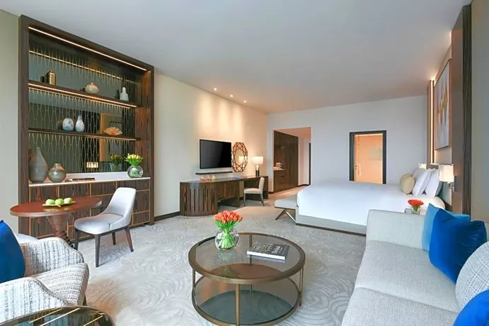 Sofitel Dubai Wafi - Image 1
