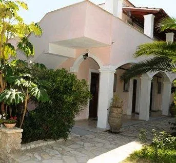 Konstantinos Apartments - Image 1