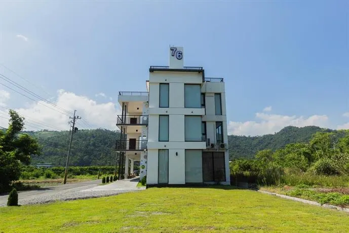76 Family B&B - Image 1