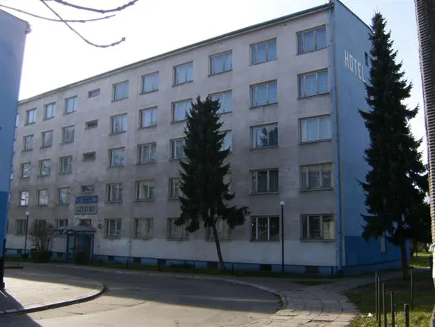 Czyzyny Dom Turystyczny - Image 1