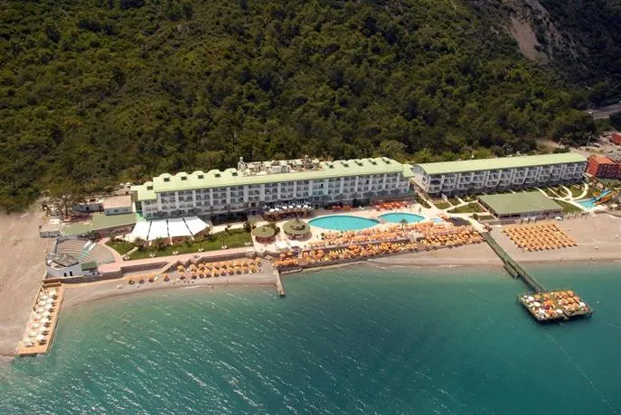 Grand Park Kemer Hotel - Image 1