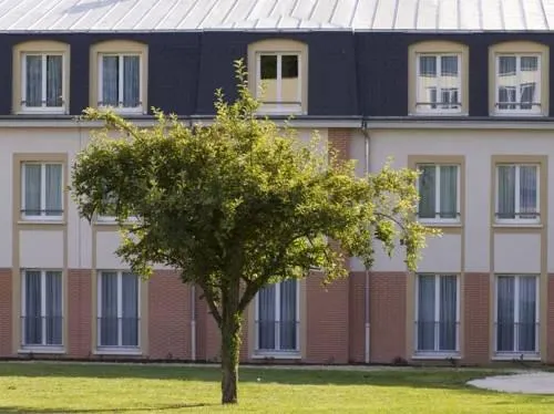 Campus Saint-Just - Image 1